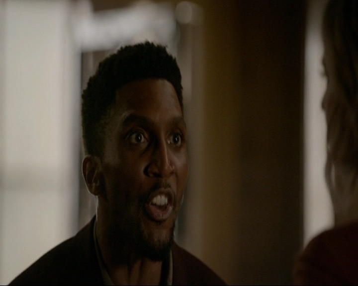 VampireDiaries-dot-nl_TheOriginals4x09QueenDeath1041.jpg