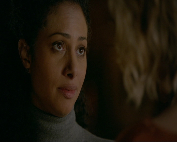VampireDiaries-dot-nl_TheOriginals4x09QueenDeath1229.jpg