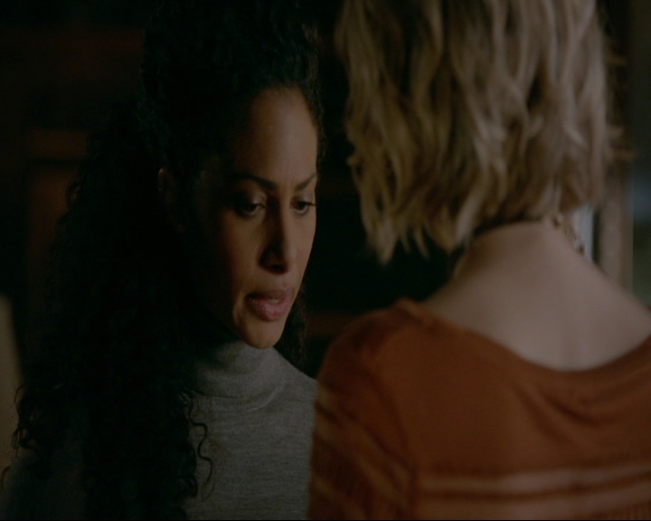 VampireDiaries-dot-nl_TheOriginals4x09QueenDeath1234.jpg