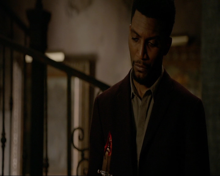 VampireDiaries-dot-nl_TheOriginals4x09QueenDeath1274.jpg