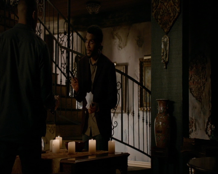 VampireDiaries-dot-nl_TheOriginals4x09QueenDeath1298.jpg