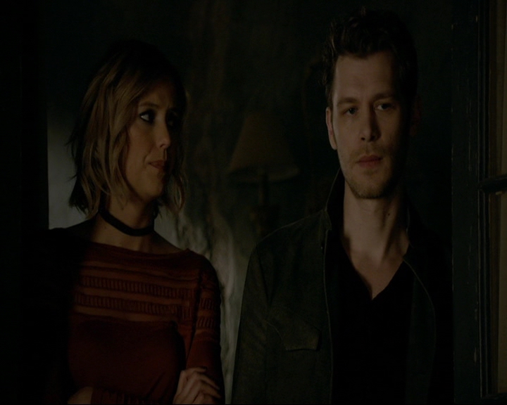 VampireDiaries-dot-nl_TheOriginals4x09QueenDeath1338.jpg