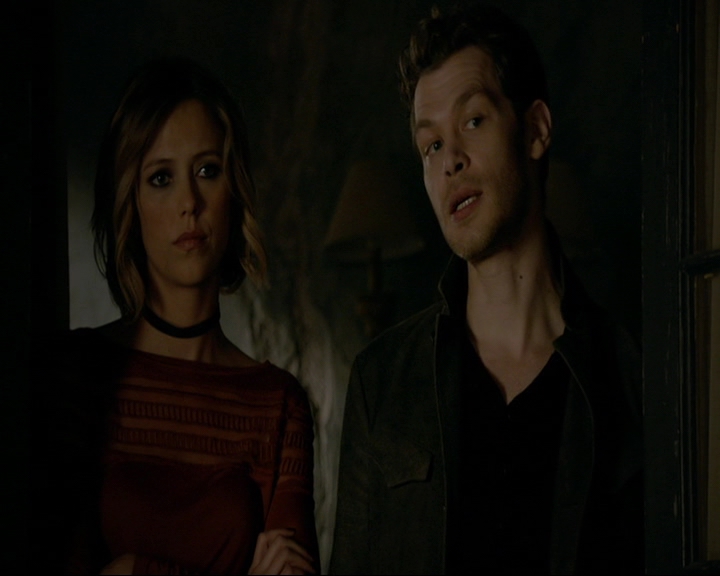 VampireDiaries-dot-nl_TheOriginals4x09QueenDeath1343.jpg