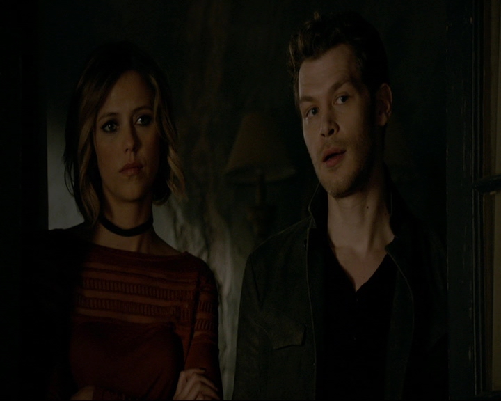 VampireDiaries-dot-nl_TheOriginals4x09QueenDeath1344.jpg