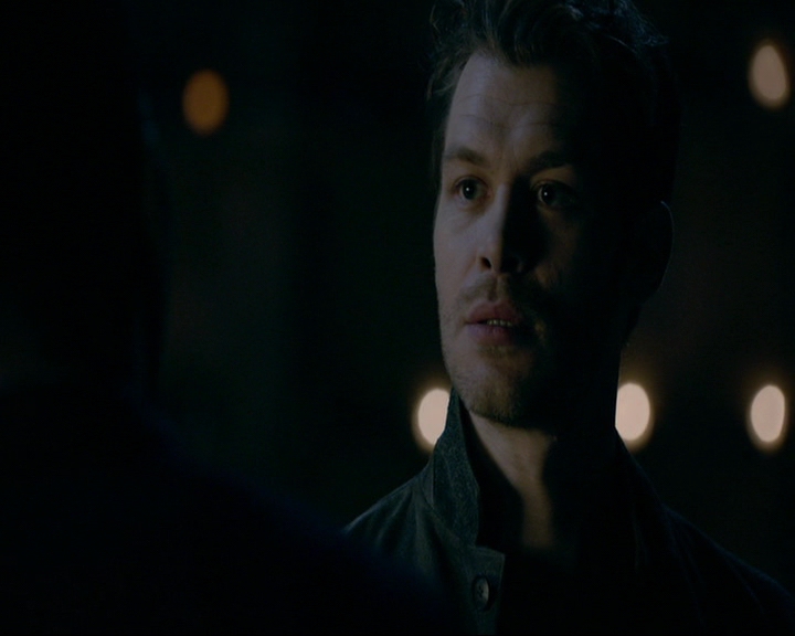 VampireDiaries-dot-nl_TheOriginals4x09QueenDeath1410.jpg