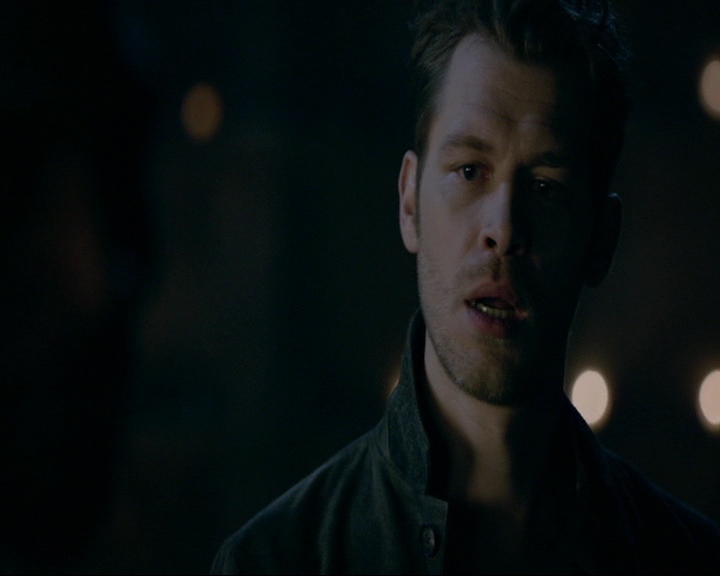 VampireDiaries-dot-nl_TheOriginals4x09QueenDeath1425.jpg