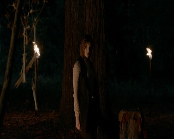 VampireDiaries-dot-nl_TheOriginals4x09QueenDeath1447.jpg