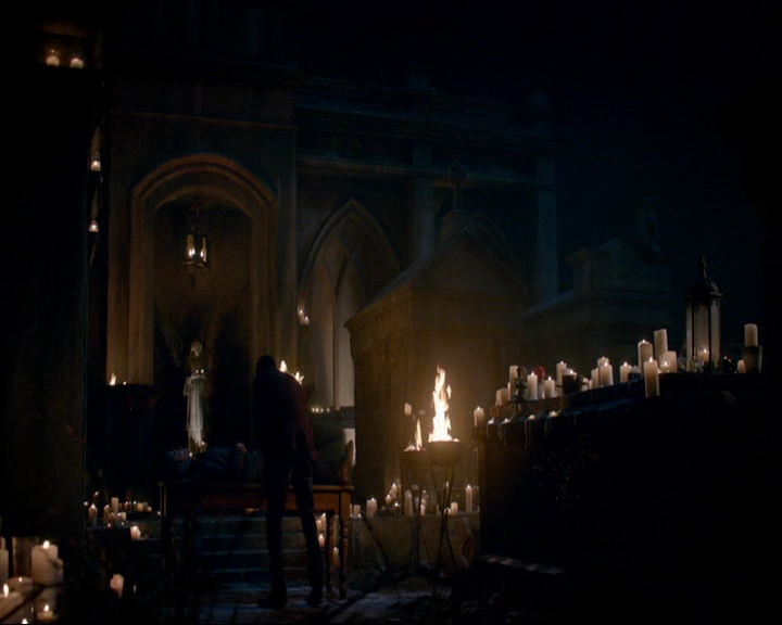 VampireDiaries-dot-nl_TheOriginals4x09QueenDeath1509.jpg