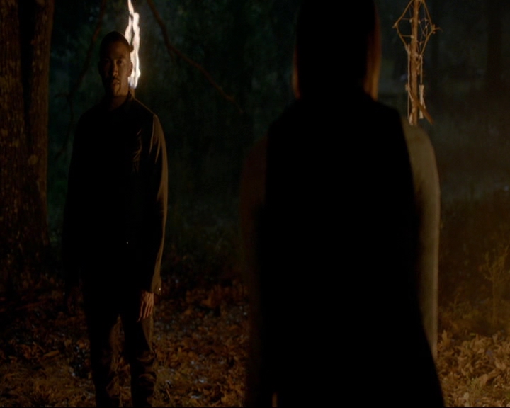 VampireDiaries-dot-nl_TheOriginals4x09QueenDeath1547.jpg