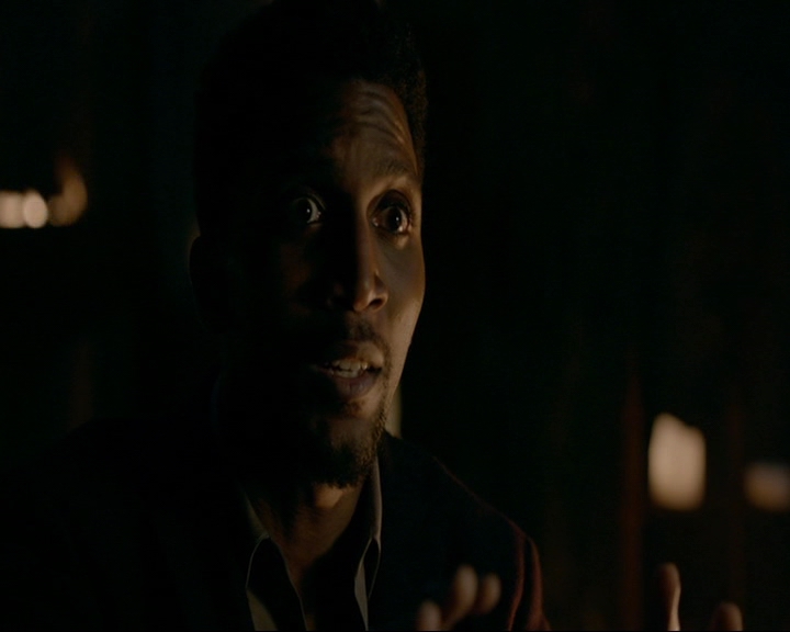 VampireDiaries-dot-nl_TheOriginals4x09QueenDeath1591.jpg