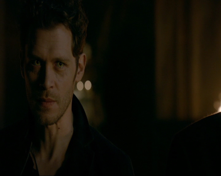 VampireDiaries-dot-nl_TheOriginals4x09QueenDeath1603.jpg