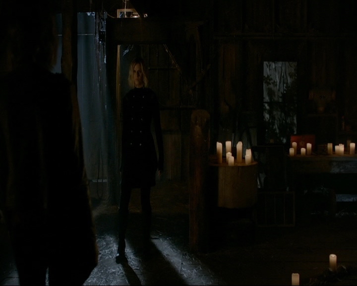 VampireDiaries-dot-nl_TheOriginals4x09QueenDeath1668.jpg