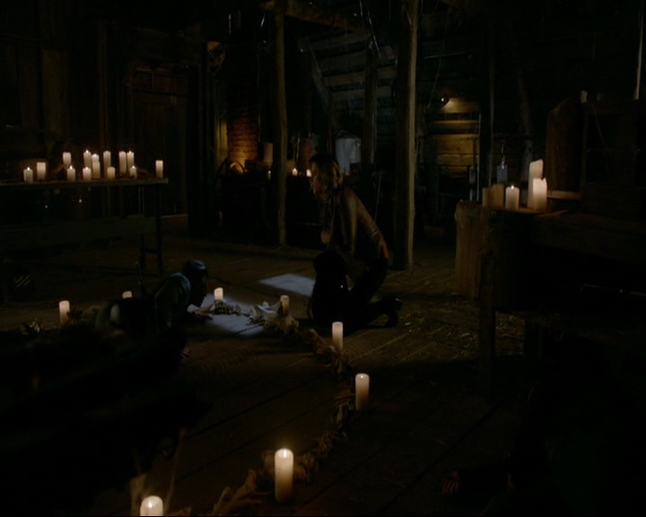 VampireDiaries-dot-nl_TheOriginals4x09QueenDeath1680.jpg