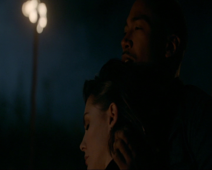 VampireDiaries-dot-nl_TheOriginals4x09QueenDeath1705.jpg