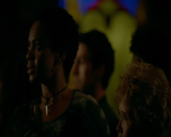 VampireDiaries-dot-nl_TheOriginals4x09QueenDeath1934.jpg