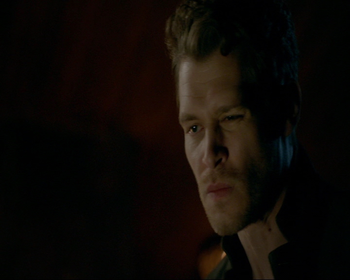 VampireDiaries-dot-nl_TheOriginals4x09QueenDeath2036.jpg