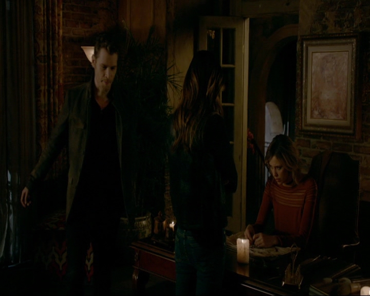 VampireDiaries-dot-nl_TheOriginals4x09QueenDeath2066.jpg