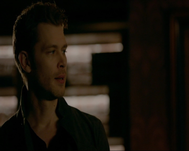 VampireDiaries-dot-nl_TheOriginals4x09QueenDeath2077.jpg