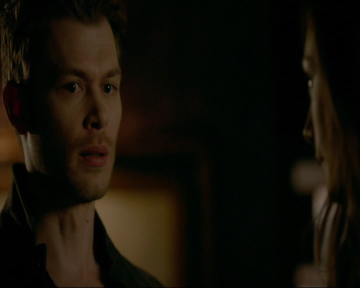 VampireDiaries-dot-nl_TheOriginals4x09QueenDeath2116.jpg