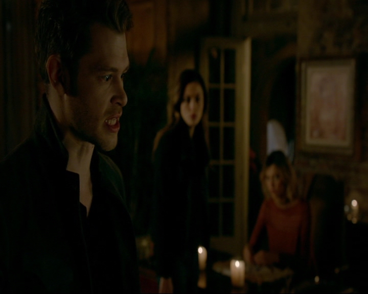 VampireDiaries-dot-nl_TheOriginals4x09QueenDeath2129.jpg