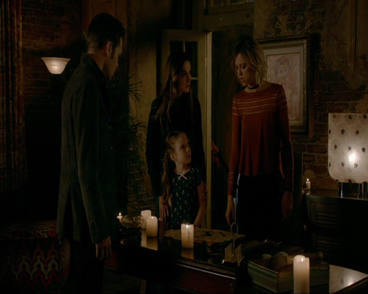 VampireDiaries-dot-nl_TheOriginals4x09QueenDeath2175.jpg