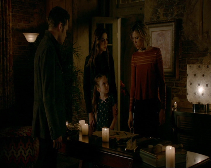 VampireDiaries-dot-nl_TheOriginals4x09QueenDeath2176.jpg