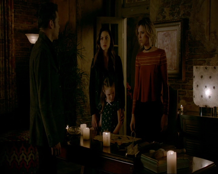 VampireDiaries-dot-nl_TheOriginals4x09QueenDeath2190.jpg