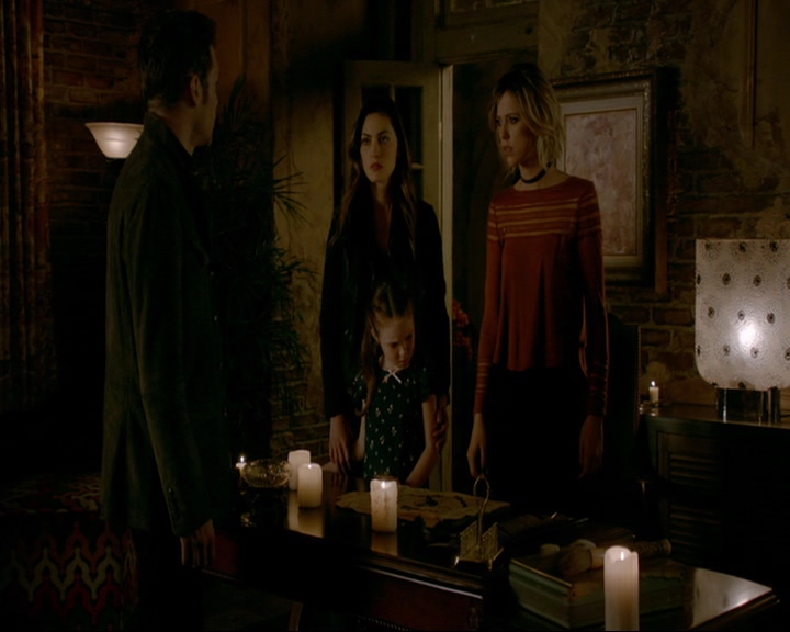 VampireDiaries-dot-nl_TheOriginals4x09QueenDeath2191.jpg