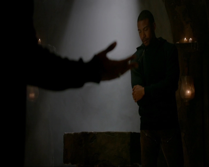 VampireDiariesWorld-dot-nl_TheOriginals4x12VoodooChild0824.jpg