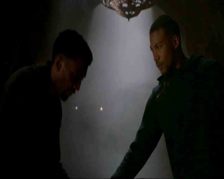 VampireDiariesWorld-dot-nl_TheOriginals4x12VoodooChild0833.jpg