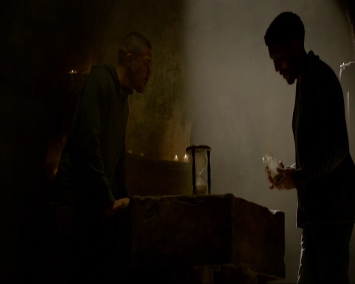 VampireDiariesWorld-dot-nl_TheOriginals4x12VoodooChild1169.jpg