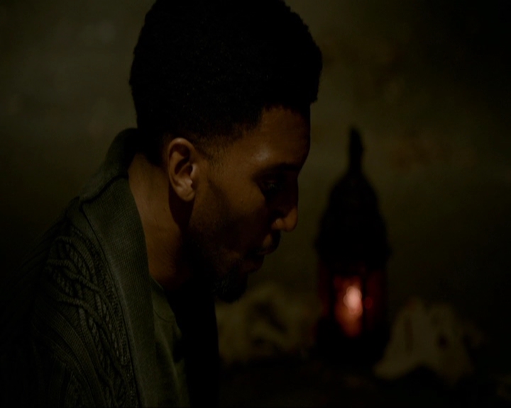 VampireDiariesWorld-dot-nl_TheOriginals4x12VoodooChild1178.jpg