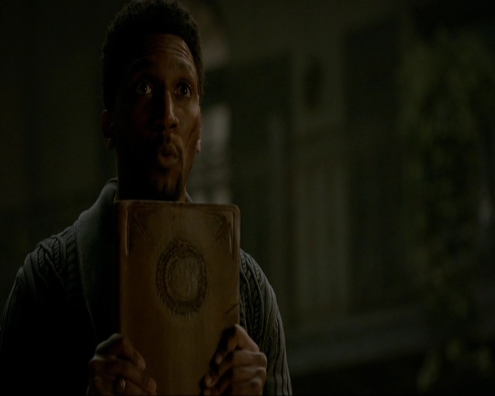 VampireDiariesWorld-dot-nl_TheOriginals4x12VoodooChild1924.jpg