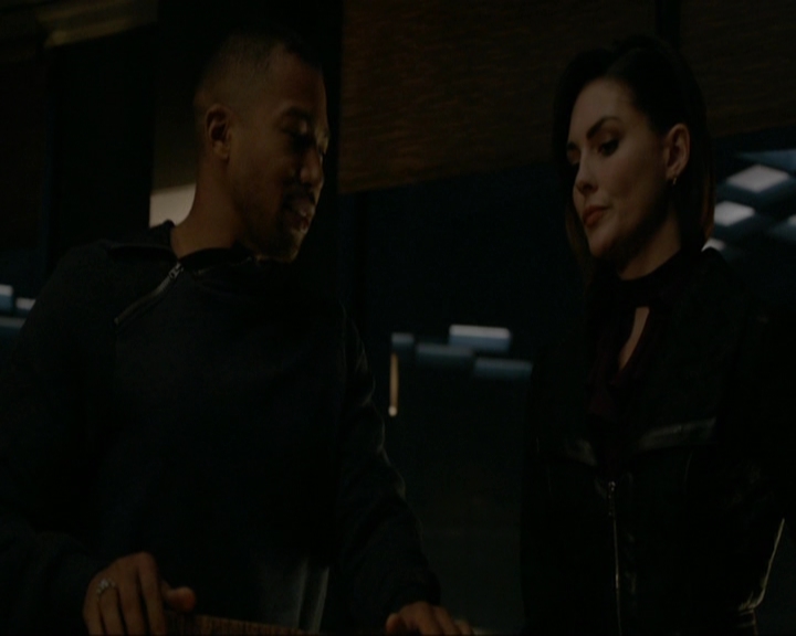 VampireDiariesWorld-dot-nl_TheOriginals4x13TheFeastOfAllSinners0612.jpg