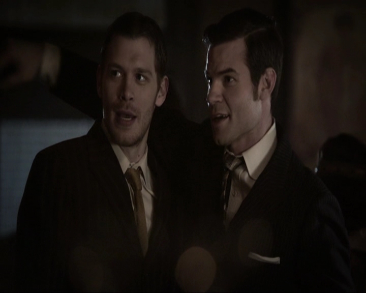 VampireDiariesWorld-dot-nl_TheOriginals4x13TheFeastOfAllSinners1944.jpg