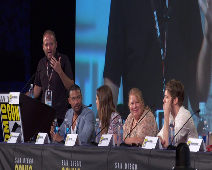 VampireDiaries-dot-nl_TheOriginals-S4-2016Comic-ConPanel0521.jpg