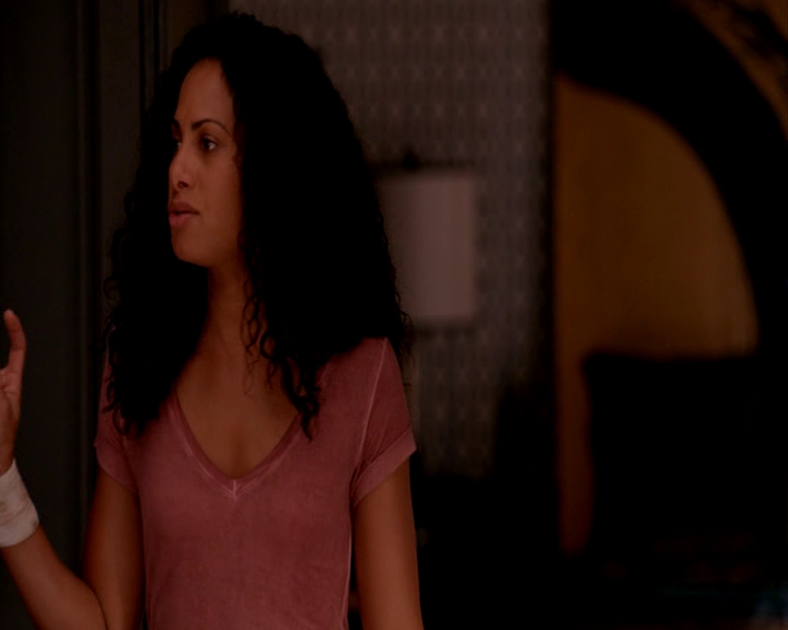 VampireDiaries-dot-nl_TheOriginals4x04KeepersOfTheHouse-deletedscene0114.jpg