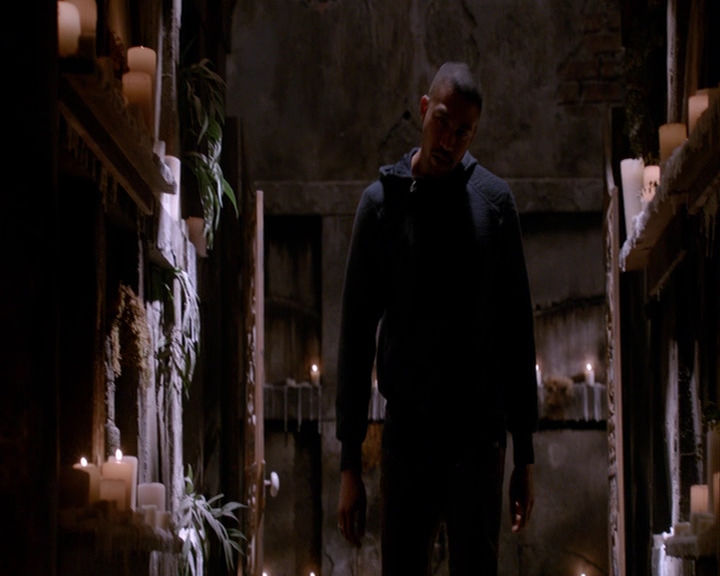 VampireDiaries-dot-nl_TheOriginals4x12VoodooChild-deletedscene0004.jpg