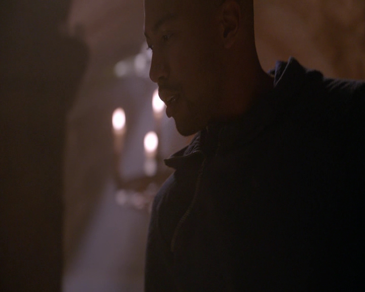 VampireDiaries-dot-nl_TheOriginals4x12VoodooChild-deletedscene0016.jpg