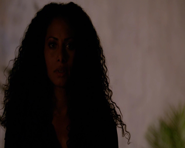 VampireDiaries-dot-nl_TheOriginals4x12VoodooChild-deletedscene0087.jpg