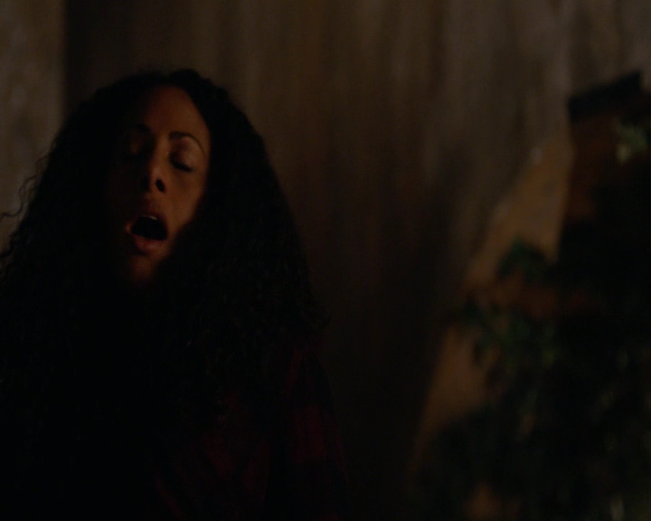 VampireDiaries-dot-nl_TheOriginals4x12VoodooChild-deletedscene0092.jpg