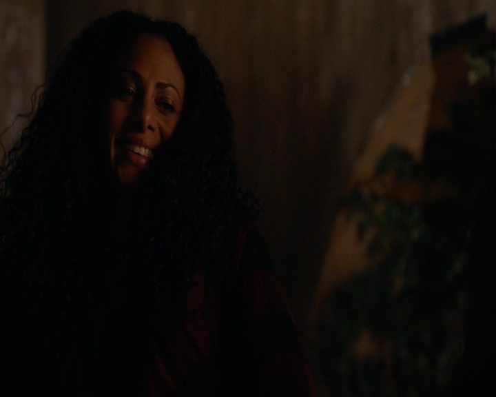 VampireDiaries-dot-nl_TheOriginals4x12VoodooChild-deletedscene0093.jpg