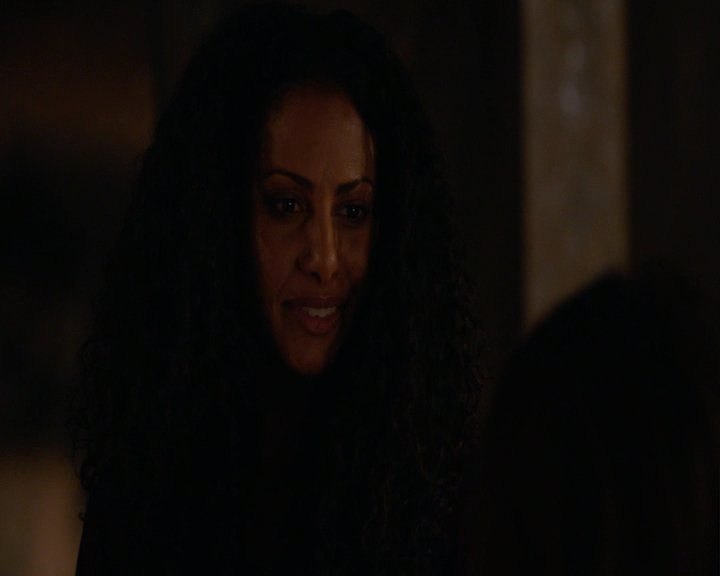 VampireDiaries-dot-nl_TheOriginals4x12VoodooChild-deletedscene0120.jpg