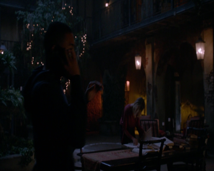 VampireDiaries-dot-nl_TheOriginals4x12VoodooChild-deletedscene0203.jpg