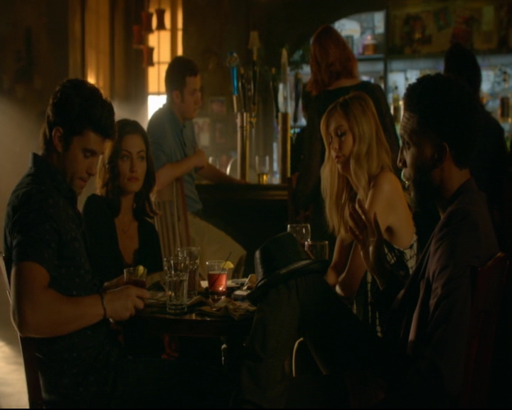 vampirediariesworld-dot-nl_TheOriginals5x01WhereYouLeftYourHeart00223.jpg