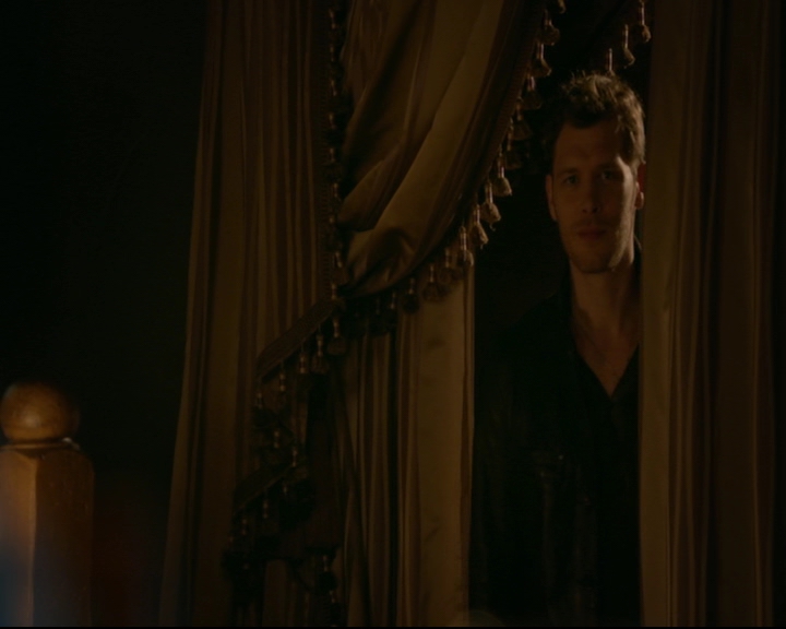 vampirediariesworld-dot-nl_TheOriginals5x01WhereYouLeftYourHeart00724.jpg