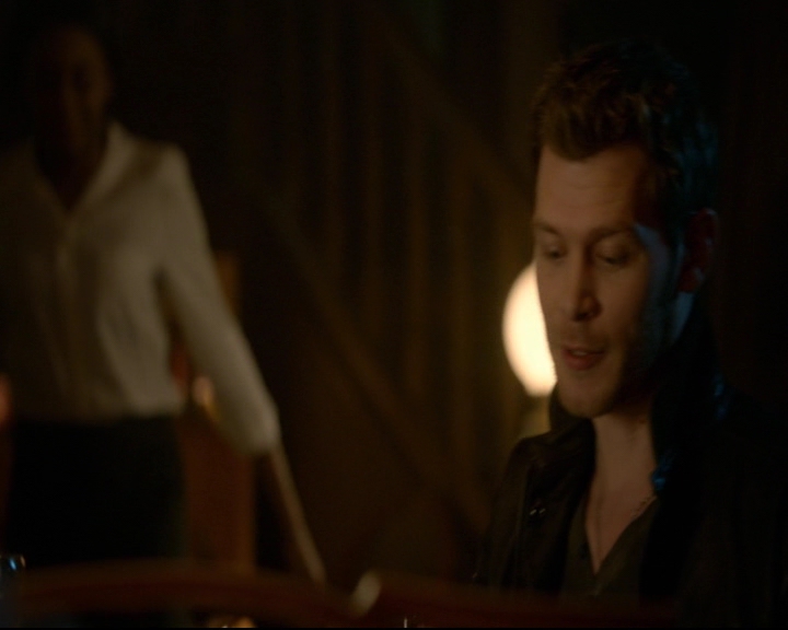 vampirediariesworld-dot-nl_TheOriginals5x01WhereYouLeftYourHeart00754.jpg