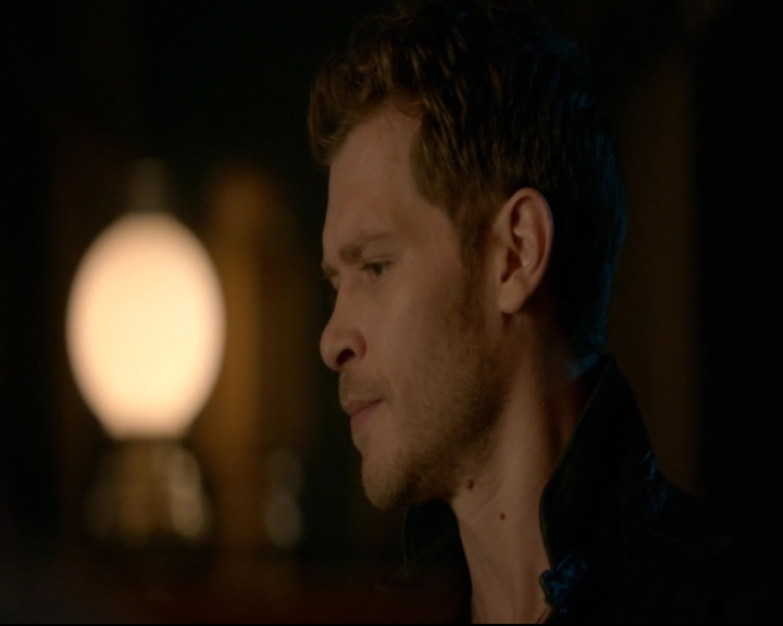 vampirediariesworld-dot-nl_TheOriginals5x01WhereYouLeftYourHeart00780.jpg