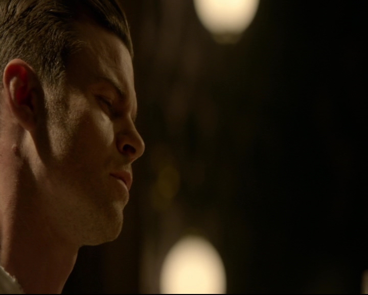 vampirediariesworld-dot-nl_TheOriginals5x01WhereYouLeftYourHeart00829.jpg