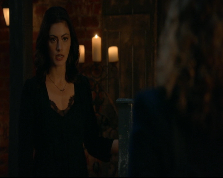 vampirediariesworld-dot-nl_TheOriginals5x01WhereYouLeftYourHeart00967.jpg